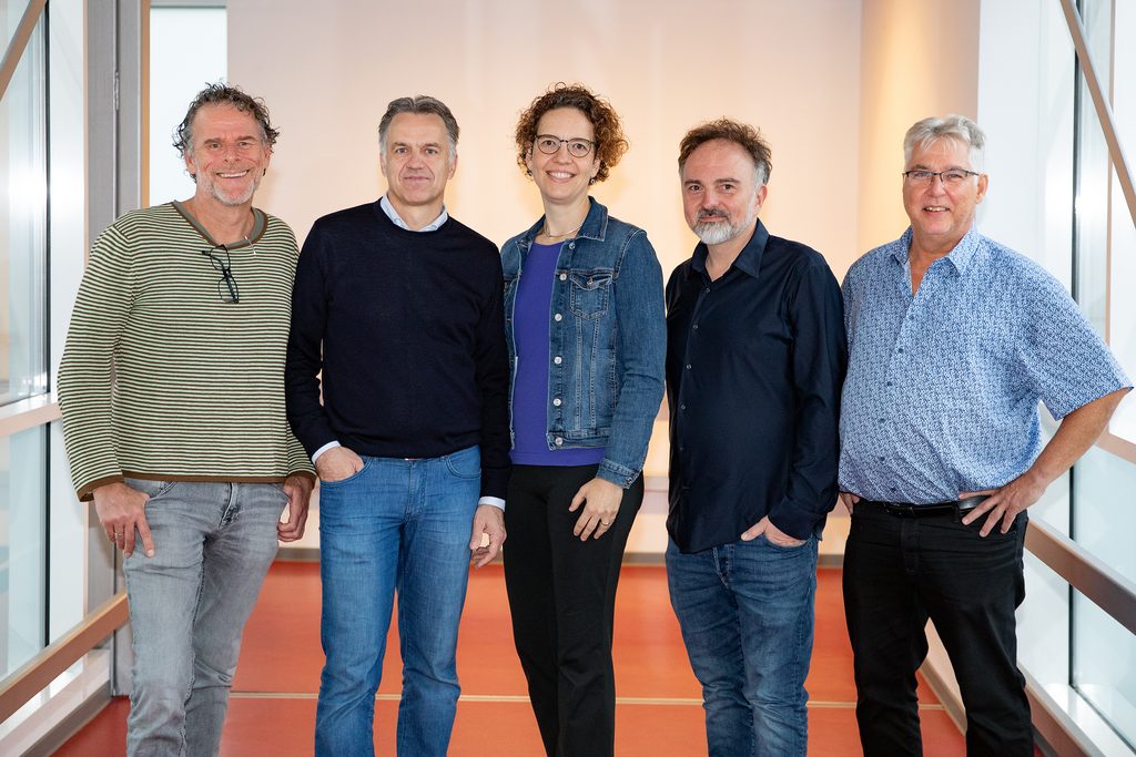 Das Antragstellerteam des Projekts „AgEndo“, das transplantierte Organe durch Immunzellen besser schützen soll (von links): PD Dr. Nicolaus Schwerk, Prof. Dr. Martin Böhne, PD Dr. Sybille Landwehr-Kenzel, PD Dr. Fatih Noyan, PD Dr. Alexander Horke (von links).